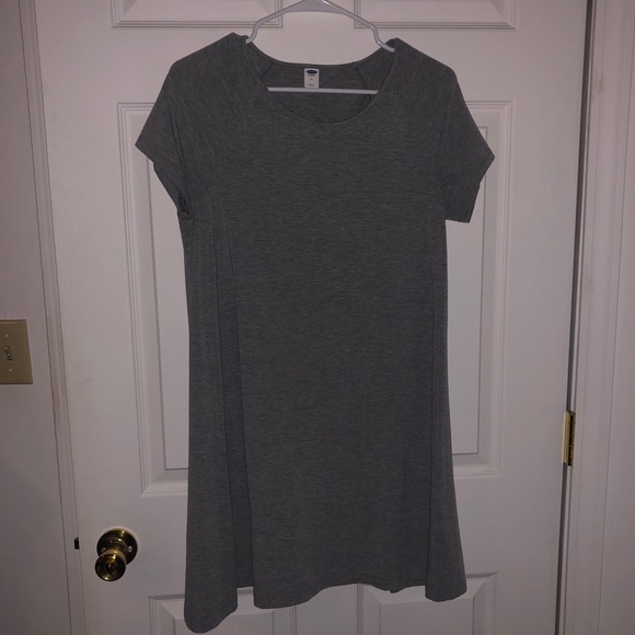 Set of 4 Old Navy Women’s Dresses- All Size Medium - Picture 2 of 5